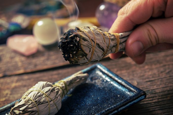 Сжигание благовоний